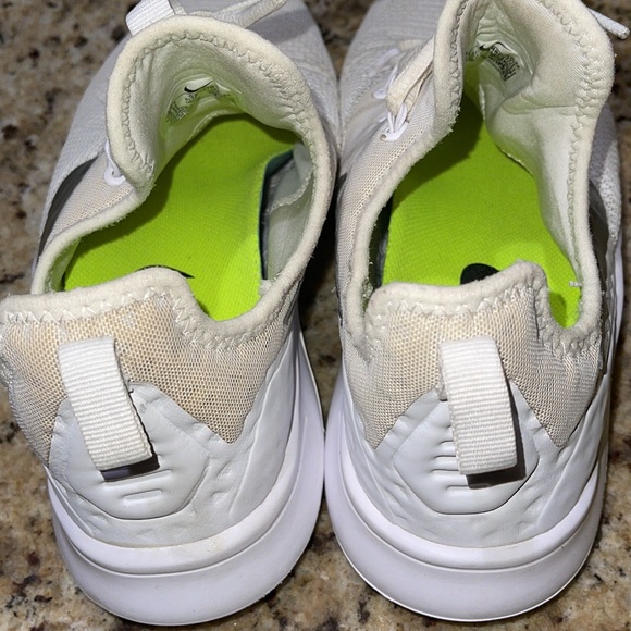 Nike Free Training 8 - Picture 7 of 8